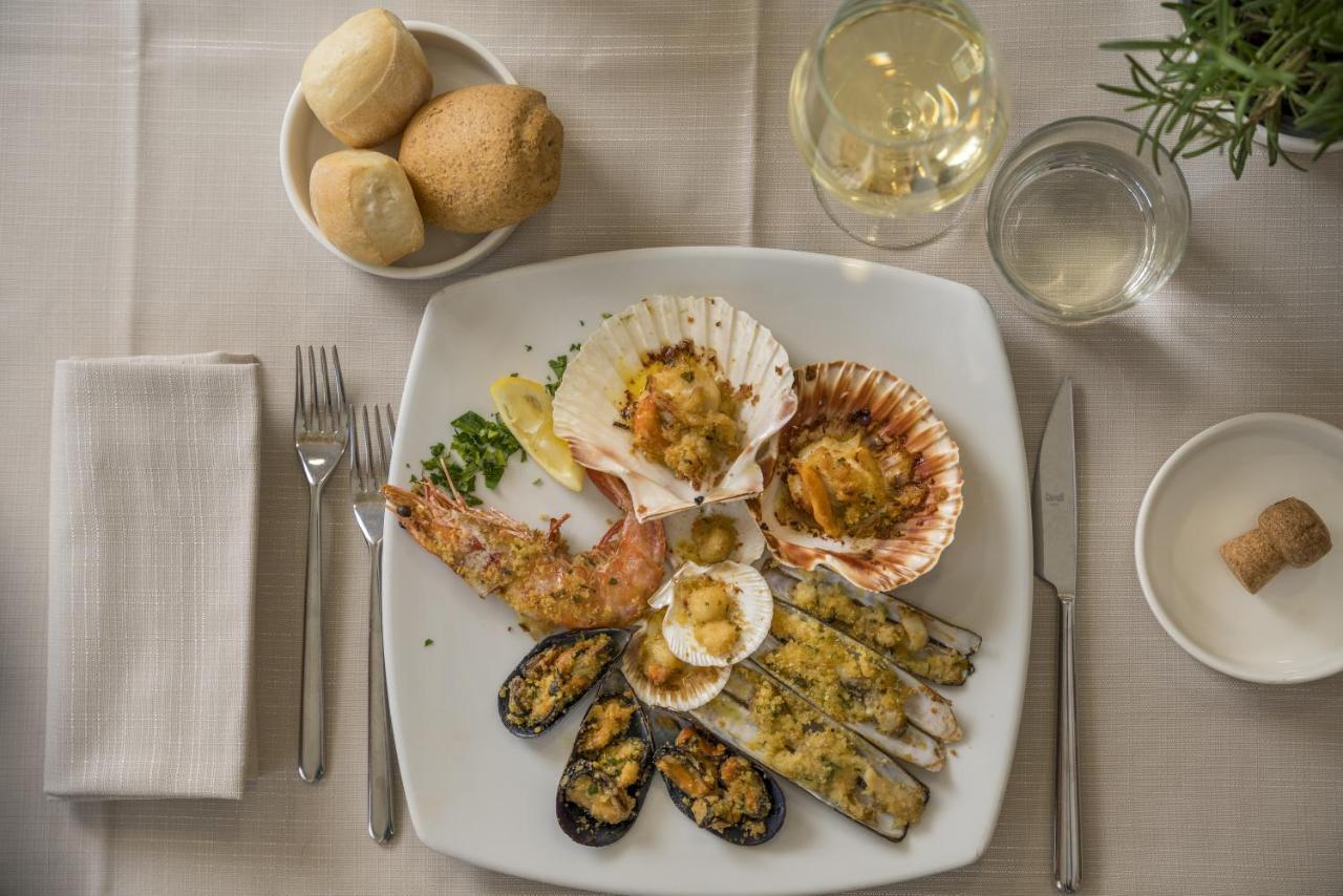 Albergo Ristorante Pozzi Bellaria-Igea Marina Esterno foto