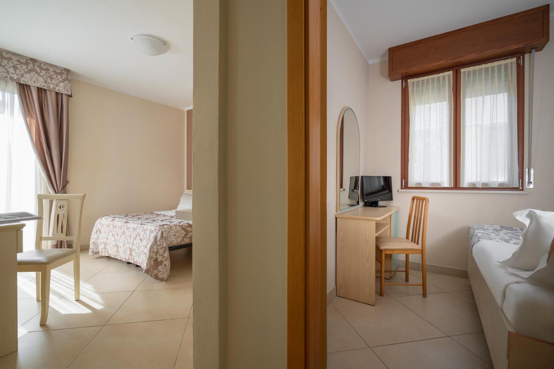 Albergo Ristorante Pozzi Bellaria-Igea Marina Esterno foto