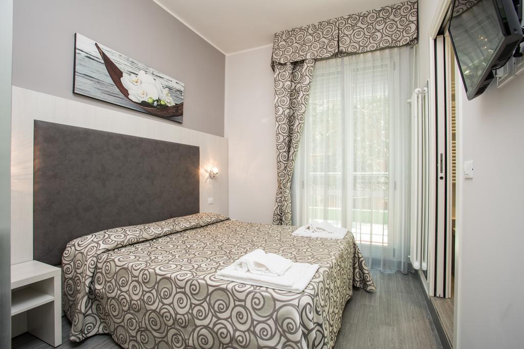 Albergo Ristorante Pozzi Bellaria-Igea Marina Esterno foto